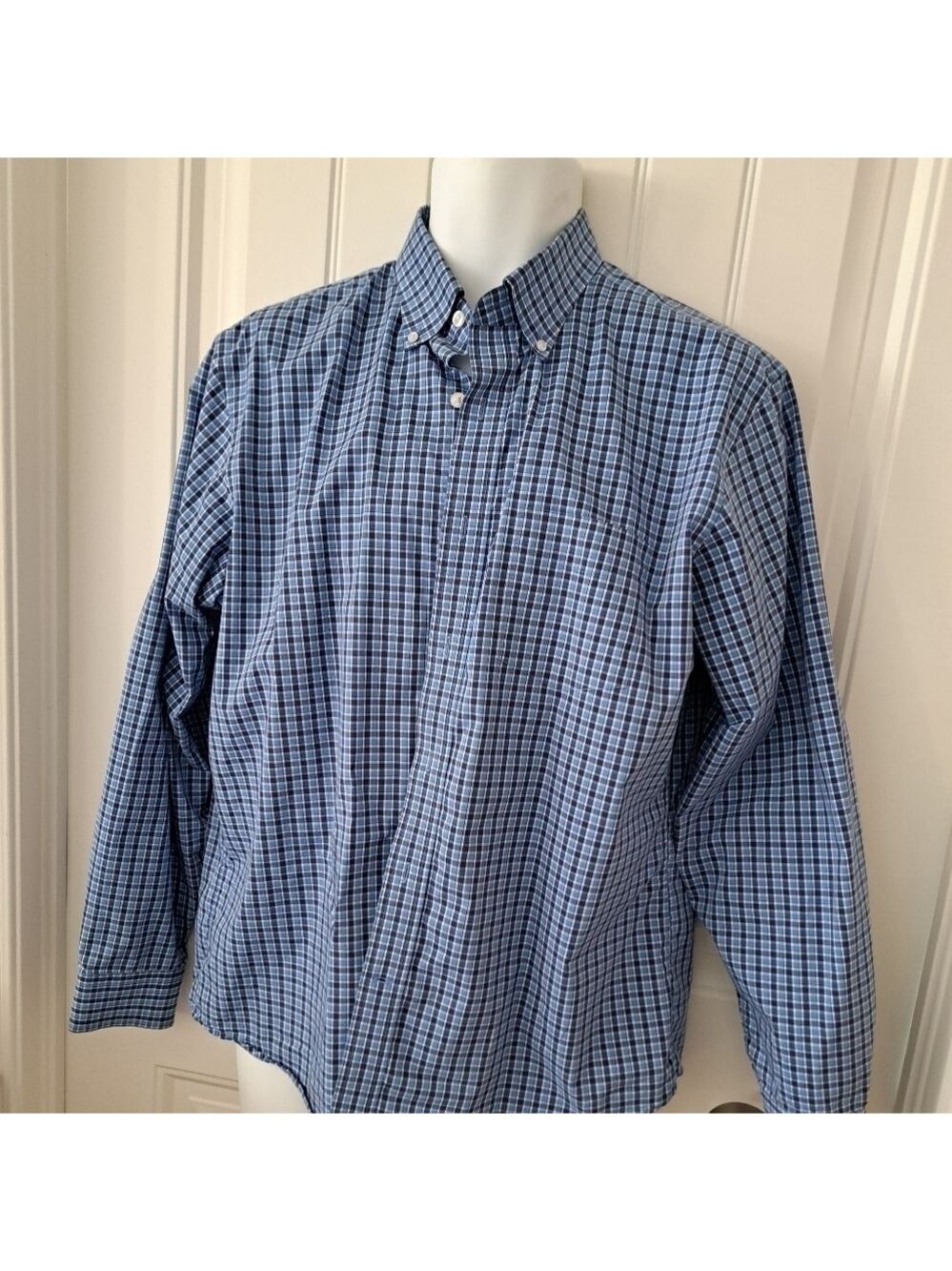 𝅺LAND'S END traditional fit plaid check button down shirt blue 15-15.5